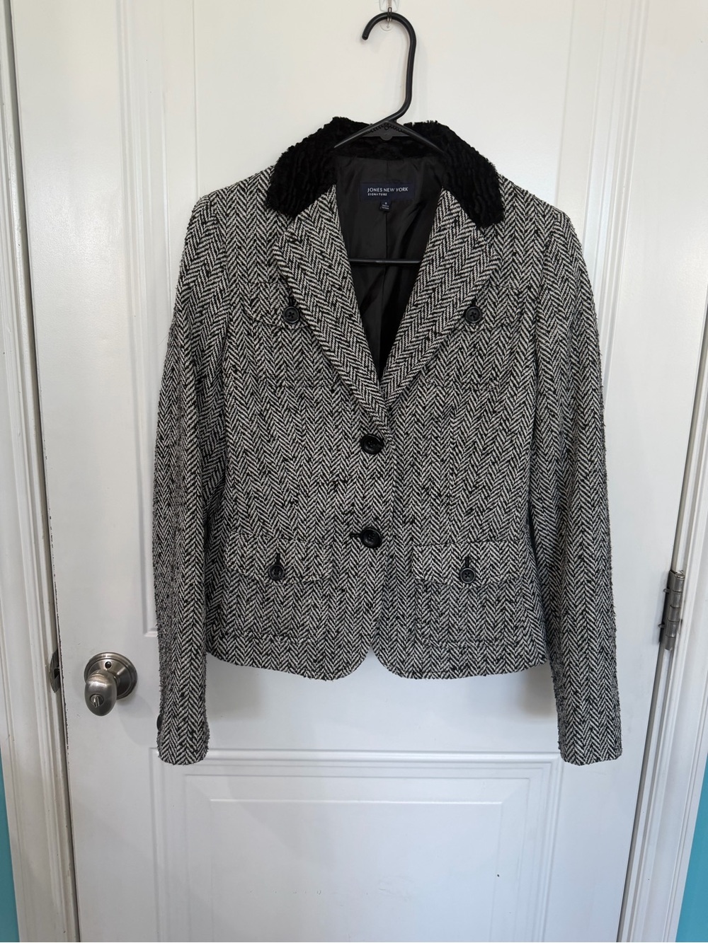 Jones New York Black & White Herringbone Blazer